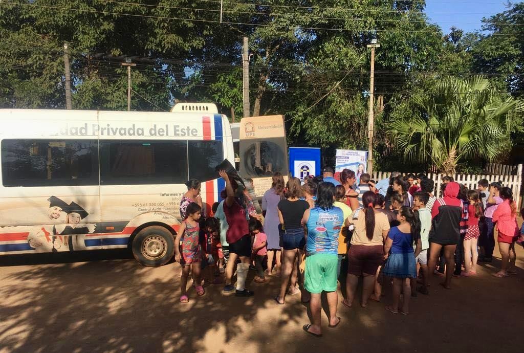 UPE entrega donaciones a Hogar las Tias y familias del barrio Maria Auxiliadora